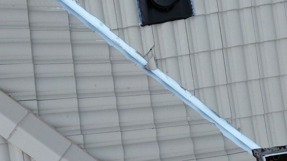 Broken/cracked roof tiles, recorded during a pre-purchase inspection in Thornhill Park
